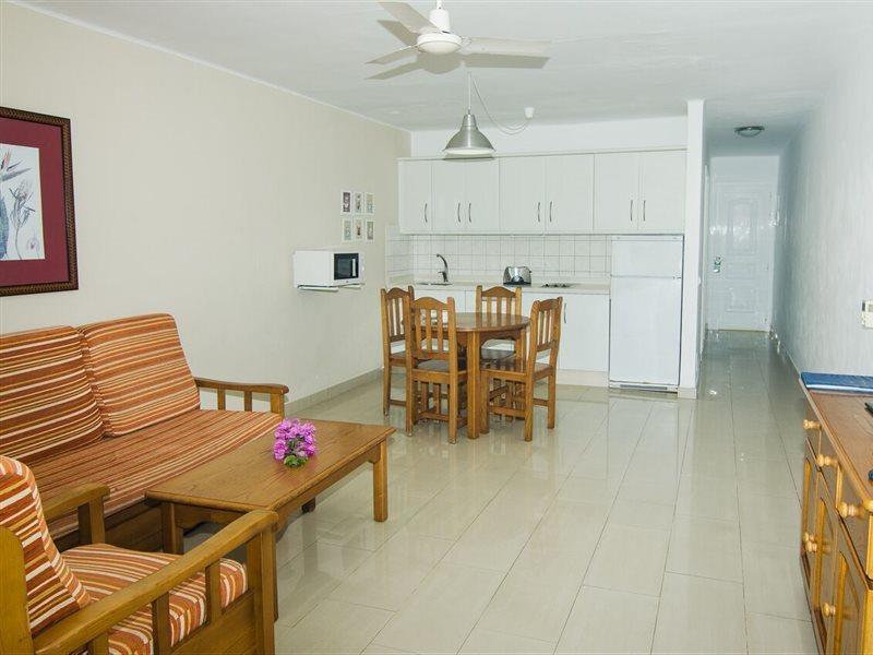 Apartamentos Parque Tropical En Lanzarote Пуэрто дель Кармен Экстерьер фото