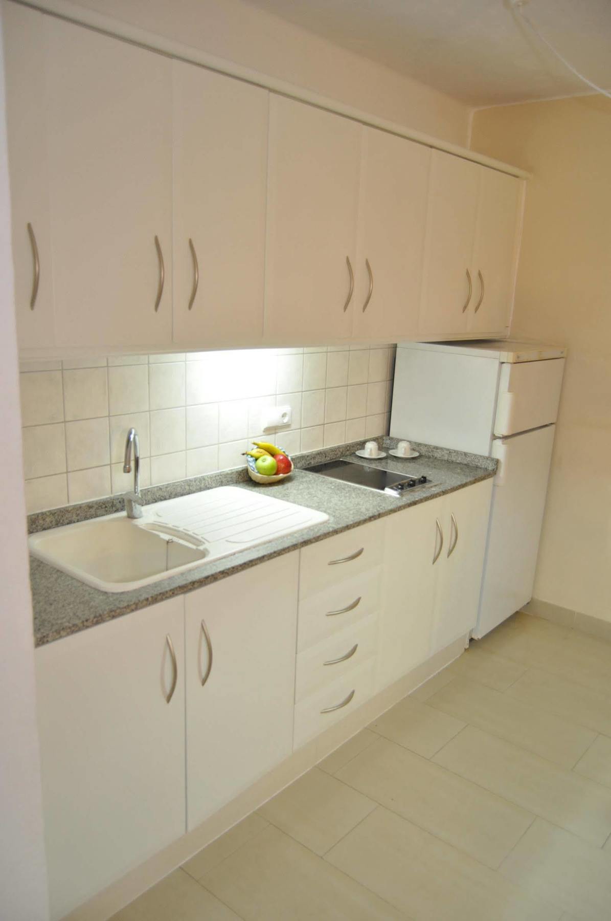 Apartamentos Parque Tropical En Lanzarote Пуэрто дель Кармен Экстерьер фото